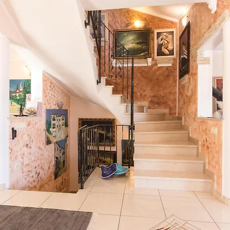 Villa Emily